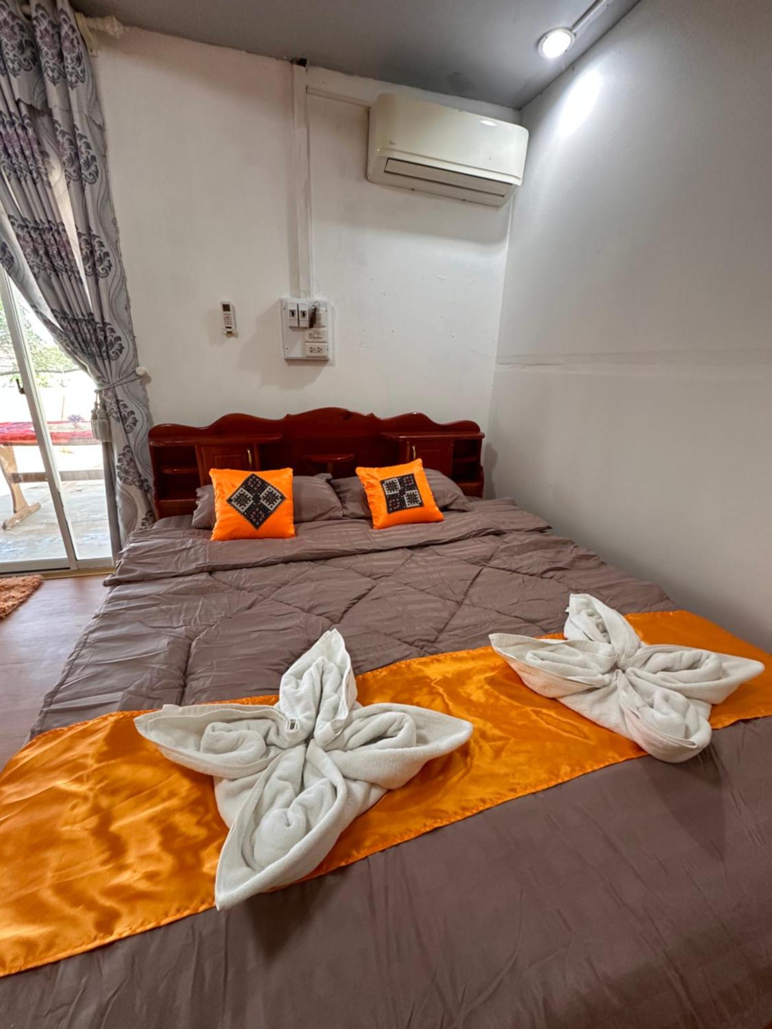 Heaven Guesthouse Pakse Extérieur photo